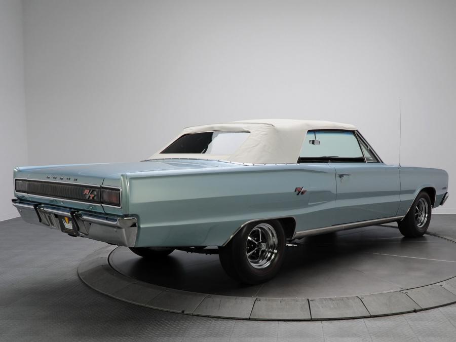  Dodge Coronet R/T Convertible 1967 года  (фото 11 из 19)